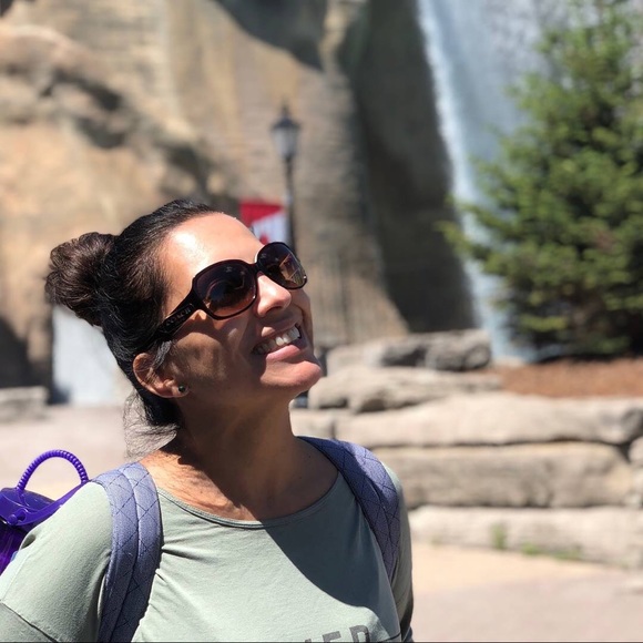 Meet your Posher, Lorena - Picture 5 of 7